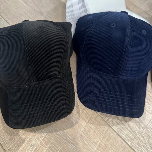 LOT OF 44 NEW BLANK HATS AND VISORS FOR EMBROIDERY VARIETY - Picture 6 of 14